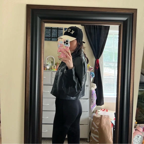 Mango - Picture 4 of 5